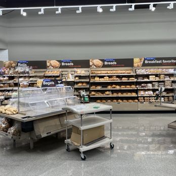 Giant - Grocery Near Me - Wynnewood, Pennsylvania