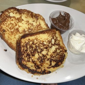 Café Croissant - French Toast with Nutella - Bakeries Near Me - Miami, Florida Café Croissant - French Toast with Nutella - Bakeries Near Me - Miami, Florida