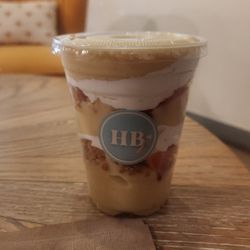 Hunnie Butter - Strawberry banana pudding