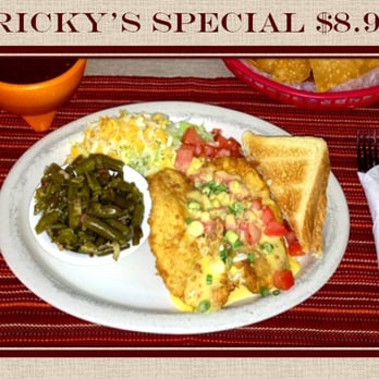 Granny's Restaurant - a plate of food on a table - Mexican Near Me - Lexington, Texas