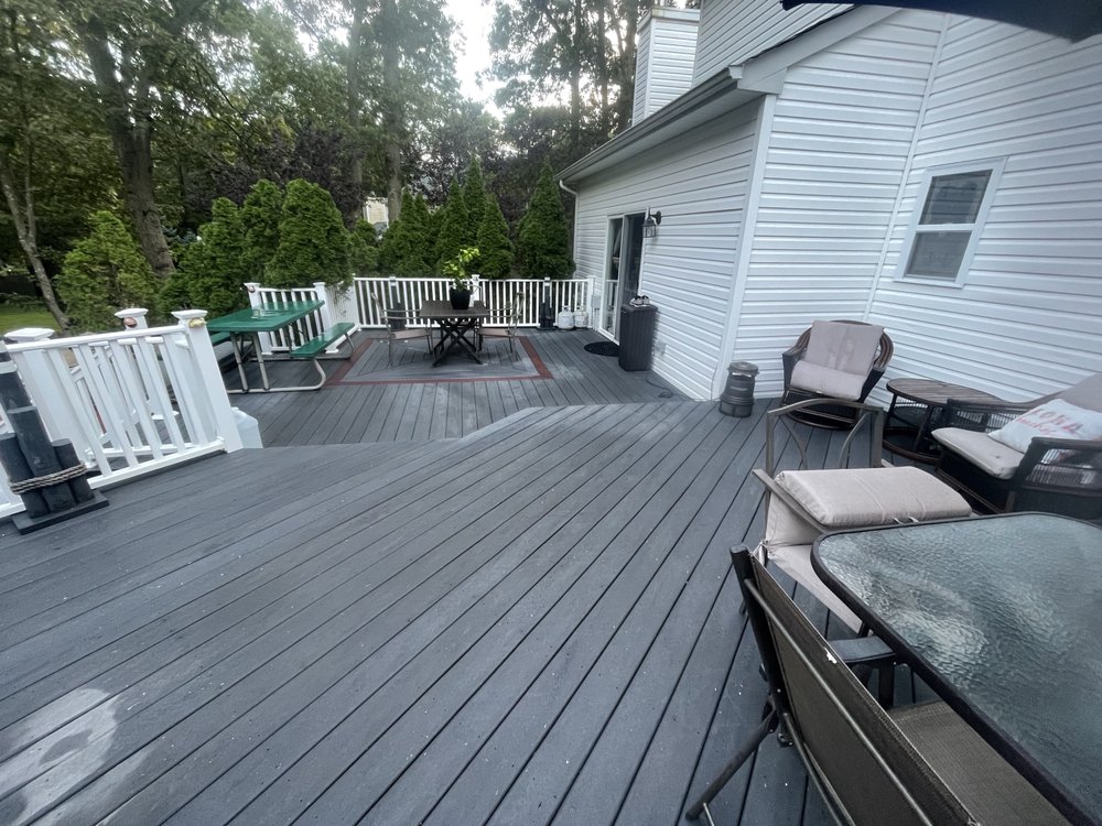 Slide of D & M Home Specialist