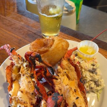 Santa Barbara Shellfish Company - Live lobster - Seafood Near Me - Santa Barbara, California Santa Barbara Shellfish Company - Live lobster - Seafood Near Me - Santa Barbara, California