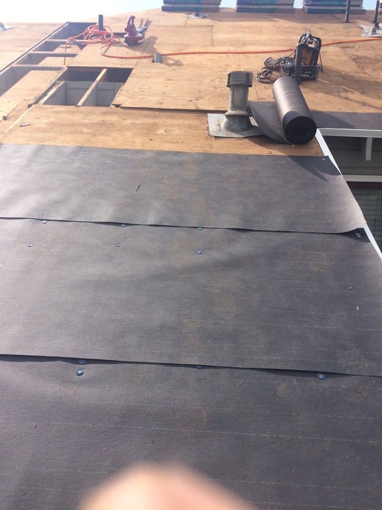 Slide of Ambriz Roofing