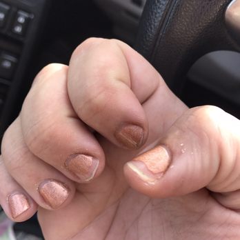 CoCo Nail Lounge  - Chipped/peeling nails on 6/10 fingers after 5 days. - Nail Salons Near Me - Tacoma, Washington