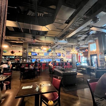 Le Diplomate - Brasseries Near Me - Washington, DC, District of Columbia