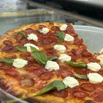 Mama T's Pizzeria - Display - Pizza Near Me - Hawthorne, New Jersey Mama T's Pizzeria - Display - Pizza Near Me - Hawthorne, New Jersey