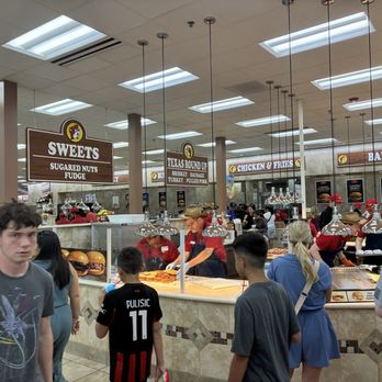 Buc-ee's - Gas Stations Near Me - Robertsdale, Alabama