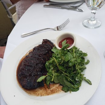 L'Escale - French Near Me - Greenwich, Connecticut