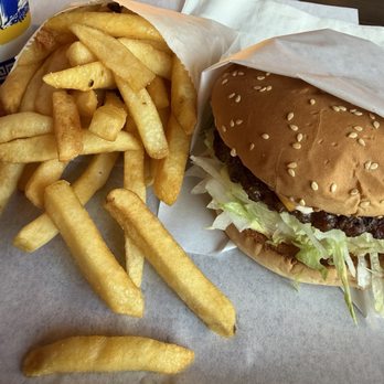 Husky Boy Restaurant - Cheeseburger combo - Burgers Near Me - Santa Ana, California Husky Boy Restaurant - Cheeseburger combo - Burgers Near Me - Santa Ana, California
