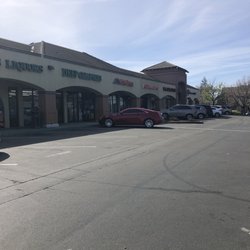 Granada Shopping Center - Catalina side