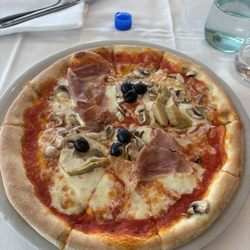Osteria Le Delizie - The perfect pie