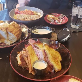 Brick & Bourbon - Anytime Monte - New American Near Me - Maple Grove, Minnesota Brick & Bourbon - Anytime Monte - New American Near Me - Maple Grove, Minnesota