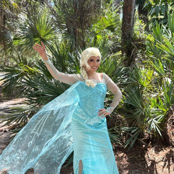 Pettos World - Bring Frozen magic to your party! Elsa sings, tells stories, and creates unforgettable memories for kids and families. - Party Characters Near Me - Hollywood, Florida Pettos World - Bring Frozen magic to your party! Elsa sings, tells stories, and creates unforgettable memories for kids and families. - Party Characters Near Me - Hollywood, Florida