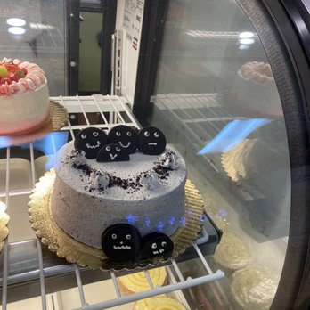 A-1 Cafe & Bakery - Oreo display cake - Bakeries Near Me - San Francisco, California