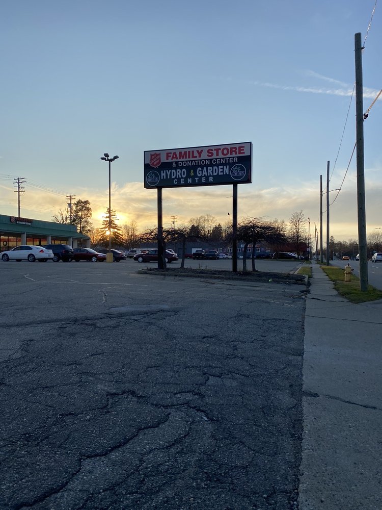 EDENZ HYDRO AND GARDEN SUPERSTORE Updated June 2024 401 W Genesee