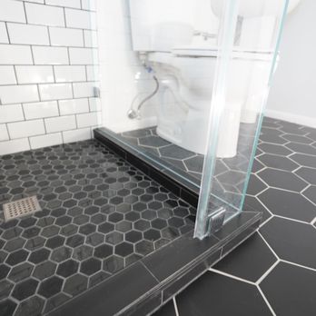 American Grade Construction - a black and white bathroom - General Contractors Near Me - Oakland, California American Grade Construction - a black and white bathroom - General Contractors Near Me - Oakland, California