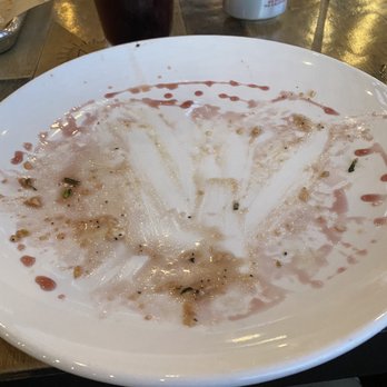 Miramonte Winery - Empty salmon plate - Wineries Near Me - Temecula, California