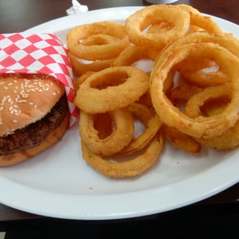 Shorty'z - Chili burger and onion rings - Breakfast & Brunch Near Me - Fullerton, California Shorty'z - Chili burger and onion rings - Breakfast & Brunch Near Me - Fullerton, California