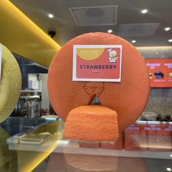 Uncle Tetsu - Strawberry - Desserts Near Me - Los Angeles, California