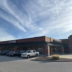 Fitness 19 - Elkridge - Outside view of the gym, let's get it!