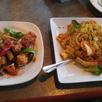 Coconut Thai - Honey cashew tofu and pineapple fried rice made us ecstatic. So, so good! - Thai Near Me - Issaquah, Washington