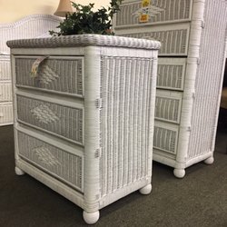 Hines Furniture - Great selection of wicker and rattan. Excellent condition too!!