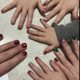 Me and My littles nails. Just perfect for Christmas!! So awesome. Me and My littles nails. Just perfect for Christmas!! So awesome.