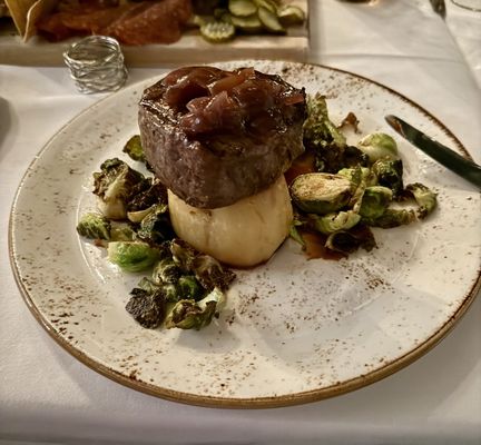 Aerie Restaurant & Lounge by null