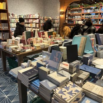 McNally Jackson - Bookstores Near Me - New York, New York