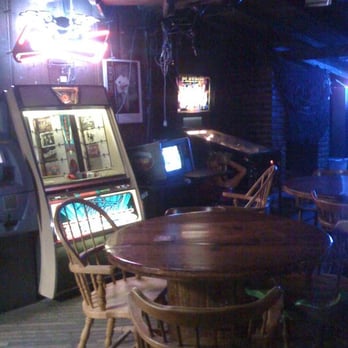 The Roundup Saloon - Bars Near Me - Lafayette, California The Roundup Saloon - Bars Near Me - Lafayette, California
