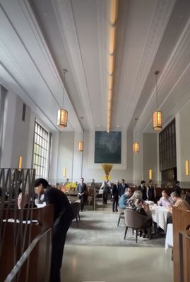 Eleven Madison Park by null