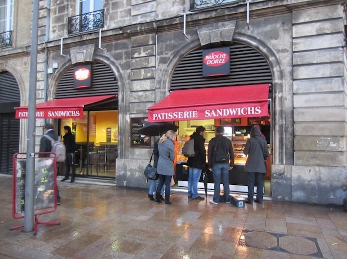 LA BRIOCHE DORÉE Updated April 2024 12 place de la Victoire