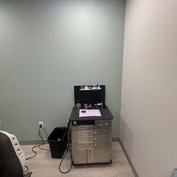 Scott Shipley, MD - Peak Ent Associates - Machines in the appointment room.