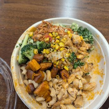 Vale Healthy Kitchen - Gross chicken bowl. Was completely disgusting. Cold, tasteless, soggy, not one redeeming quality here. Don't order this slop like I did. - Acai Bowls Near Me - Miami, Florida Vale Healthy Kitchen - Gross chicken bowl. Was completely disgusting. Cold, tasteless, soggy, not one redeeming quality here. Don't order this slop like I did. - Acai Bowls Near Me - Miami, Florida