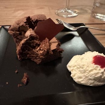 In Bocca al Lupo - Bolo mousse - Pizza Near Me - Lisbon, 11 In Bocca al Lupo - Bolo mousse - Pizza Near Me - Lisbon, 11