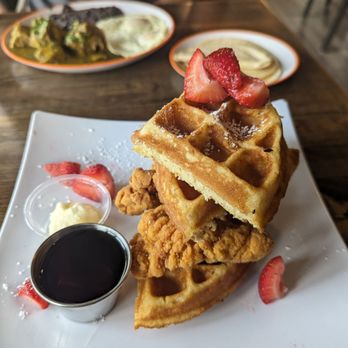 Vic's All Star Kitchen - American Near Me - Pleasanton, California