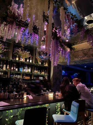 Hidden Bar at Noelle by null
