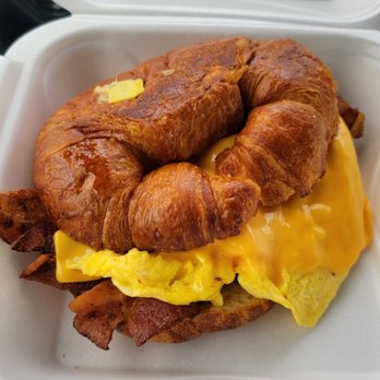Landmark Family Restaurant - Bacon, egg, and cheese croissant - American Near Me - Milwaukee, Wisconsin Landmark Family Restaurant - Bacon, egg, and cheese croissant - American Near Me - Milwaukee, Wisconsin