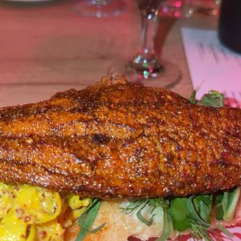 Fishmonger - Hot fish sandwich - Mississippi catfish - Dive Bars Near Me - Nashville, Tennessee