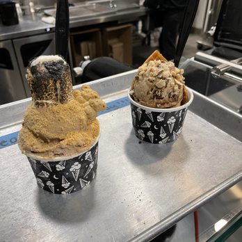 Nite Creamery - S'mores flavor and Mocha noche - Ice Cream & Frozen Yogurt Near Me - San Luis Obispo, California Nite Creamery - S'mores flavor and Mocha noche - Ice Cream & Frozen Yogurt Near Me - San Luis Obispo, California