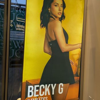 Fabletics - Sports Wear Near Me - San Diego, California