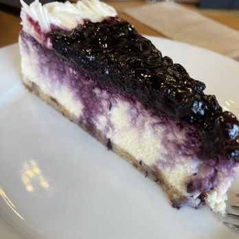 Tuscan Son - Blueberry cheesecake - Italian Near Me - Los Angeles, California Tuscan Son - Blueberry cheesecake - Italian Near Me - Los Angeles, California
