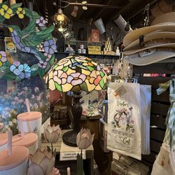 Cracker Barrel Old Country Store - Love, love, love Cracker Barrel 05/26