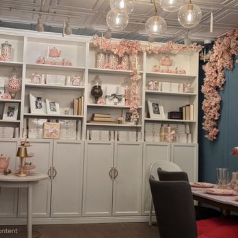 Mocatinas - Inside - Desserts Near Me - Leesburg, Virginia Mocatinas - Inside - Desserts Near Me - Leesburg, Virginia