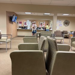 Lapeer Medical Associates - Waiting room