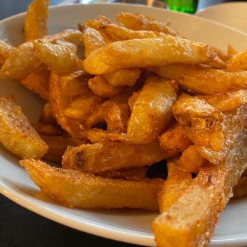 Mulligans Golf Bar - Jalapeño fries - Gastropubs Near Me - Ottawa, Ontario