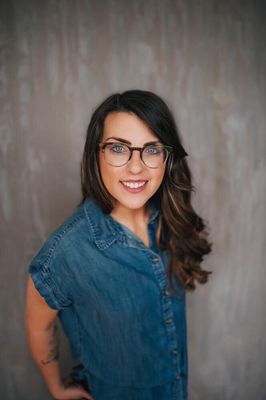 Októ Hair Lounge(We’re moving back to Gavali Salon) by null