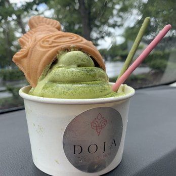 DOJA Tea Lounge - Matcha Taiyaki Ice Cream - Desserts Near Me - Tualatin, Oregon