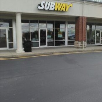 Subway - the entrance to a subway store - Fast Food Near Me - Milford, Ohio