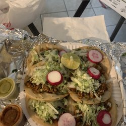 Tacos Jalisco - Tacos de adobada